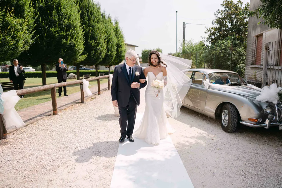 Bride and father arriving at the ceremony